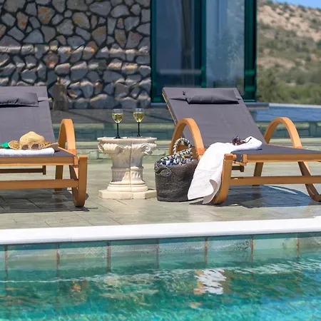 Villa Elaionhill-villa *