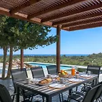 Elaionhill-villa *