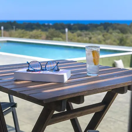 Вилла Elaionhill-villa